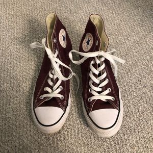 Maroon high top converse